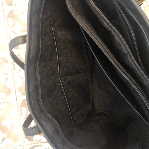 Michael Kors Medium Jet Set tote - Picture 5 of 9